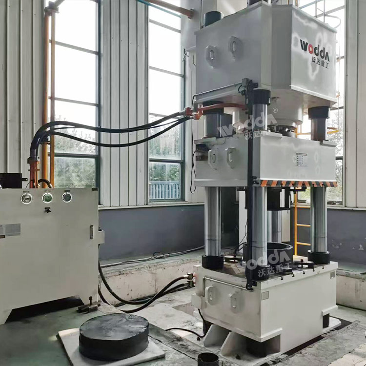 1000噸石墨粉末成型液壓機